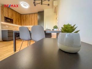 Pronájem bytu 2+kk, Praha - Nusle, Muzikova, 62 m2