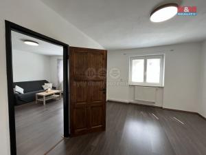 Pronájem bytu 2+1, Dobřany, 60 m2
