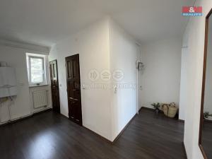 Pronájem bytu 2+1, Dobřany, 60 m2