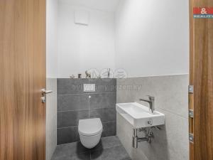 Prodej bytu 3+kk, Praha - Vysočany, Svatošových, 85 m2