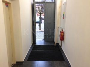 Pronájem kanceláře, Ostrov, Staré nám., 41 m2