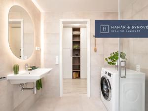 Pronájem bytu 2+kk, Pohořelice, U Kasáren, 61 m2
