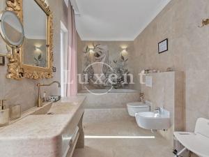 Prodej vily, Šibenik, Chorvatsko, 530 m2