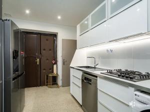 Pronájem bytu 4+kk, Praha - Karlín, U nádražní lávky, 115 m2