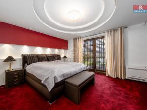 Prodej rodinného domu, Tichá, 420 m2