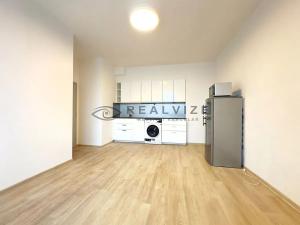 Pronájem bytu 2+kk, České Budějovice, Žižkova tř., 40 m2