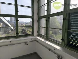 Pronájem skladu, Zlín, Šedesátá, 230 m2