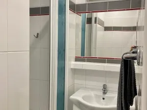 Pronájem bytu 2+kk, Praha - Žižkov, Blahníkova, 39 m2