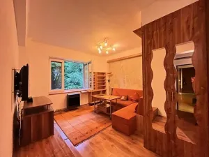 Pronájem bytu 2+kk, Praha - Žižkov, Jeseniova, 42 m2