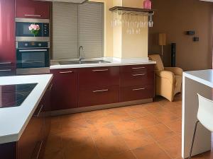 Pronájem bytu 4+kk, Praha - Vysočany, Pod Harfou, 100 m2