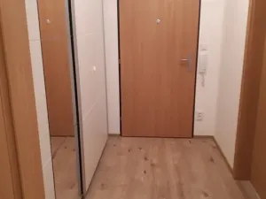 Pronájem bytu 1+kk, Praha - Čakovice, Bermanova, 36 m2