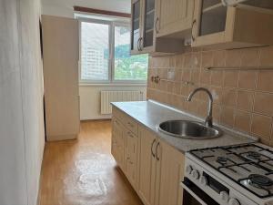 Pronájem bytu 2+1, Zlín, L. Váchy, 62 m2