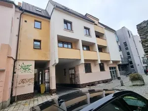 Pronájem kanceláře, Jihlava, Věžní, 140 m2