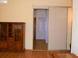 Pronájem bytu 1+kk, Praha - Jinonice, U kříže, 49 m2