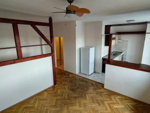 Pronájem bytu 1+kk, Brno - Zábrdovice, Merhautova, 37 m2