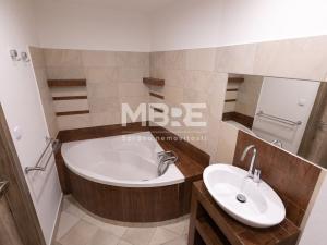 Pronájem bytu 4+1, Orlová - Lutyně, Masarykova třída, 73 m2