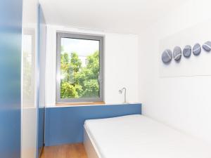 Pronájem bytu 3+kk, Praha - Prosek, Valečovská, 72 m2