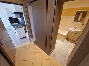 Pronájem bytu 3+kk, Ostrava - Hulváky, Varšavská, 56 m2