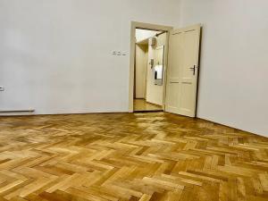 Pronájem bytu 3+kk, Praha - Nusle, Nuselská, 95 m2