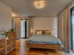 Pronájem bytu 3+kk, Praha - Smíchov, Na Věnečku, 117 m2