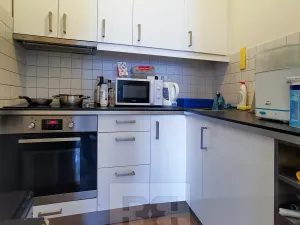 Pronájem bytu 2+kk, Praha - Holešovice, Veletržní, 46 m2