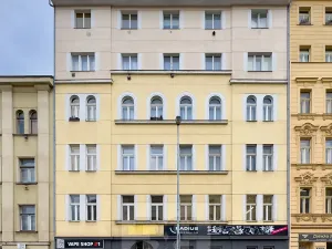 Pronájem bytu 2+kk, Praha - Holešovice, Veletržní, 46 m2