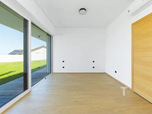 Prodej rodinného domu, Velenov, 214 m2