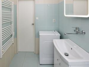 Pronájem bytu 2+kk, Praha - Košíře, Fabiánova, 74 m2