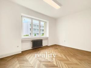 Prodej bytu 4+1, Jihlava, Tolstého, 98 m2