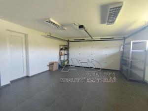 Pronájem rodinného domu, České Budějovice, 170 m2