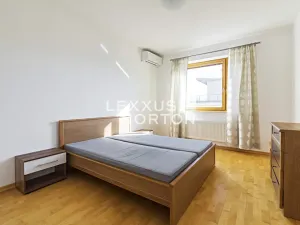 Pronájem bytu 6+kk a větší, Praha - Vokovice, Nepálská, 235 m2