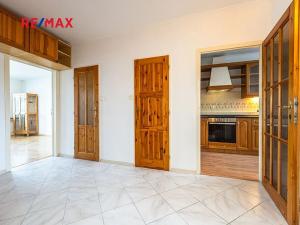 Pronájem bytu 3+1, Praha - Bohnice, Bukolská, 75 m2