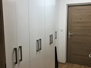 Pronájem bytu 1+kk, Chýně, Uherova, 45 m2