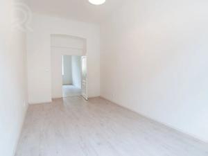 Pronájem bytu 3+kk, Praha - Žižkov, Seifertova, 74 m2