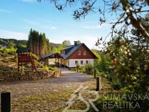 Prodej bytu 4+kk, Stachy, 88 m2