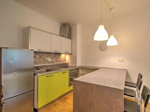 Pronájem bytu 2+kk, Praha - Žižkov, Jeseniova, 51 m2