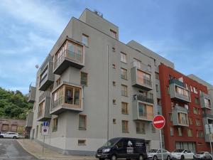 Pronájem bytu 2+kk, Praha - Žižkov, Jeseniova, 51 m2