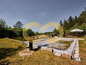 Prodej výrobních prostor, Háje, 6412 m2