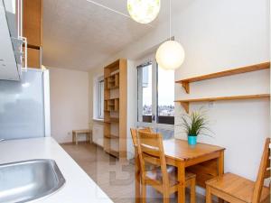 Pronájem bytu 1+kk, Praha - Břevnov, Talichova, 39 m2