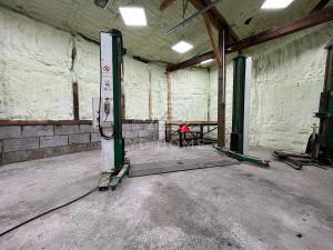 Pronájem garáže, Velké Hamry, 65 m2