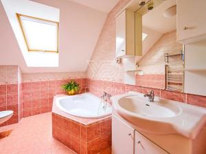 Prodej rodinného domu, Štěchovice, Srpnová, 129 m2