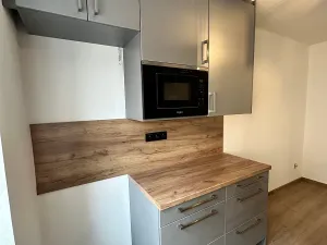 Pronájem bytu 2+1, Děčín, Dobrovského, 57 m2