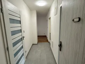 Pronájem bytu 2+1, Děčín, Dobrovského, 57 m2