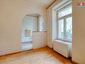 Prodej bytu 2+kk, Plzeň - Jižní Předměstí, Klatovská třída, 68 m2