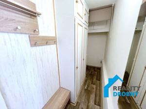 Pronájem bytu 2+1, Děčín, Kyjevská, 54 m2