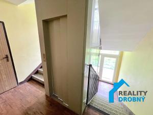 Pronájem bytu 2+1, Děčín, Kyjevská, 54 m2