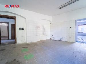 Prodej rodinného domu, Týnec nad Labem, Masarykovo náměstí, 142 m2