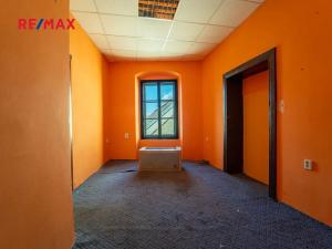 Prodej rodinného domu, Týnec nad Labem, Masarykovo náměstí, 142 m2