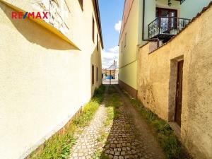 Prodej rodinného domu, Týnec nad Labem, Masarykovo náměstí, 142 m2