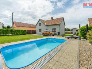 Prodej rodinného domu, Čečelice, Hřbitovní, 180 m2